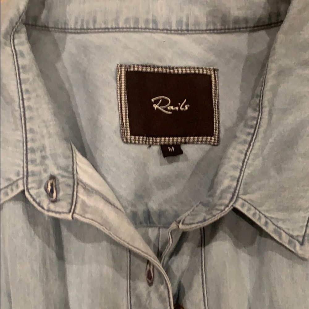 NWOT Rails Distressed denim shirt - Picture 2 of 5